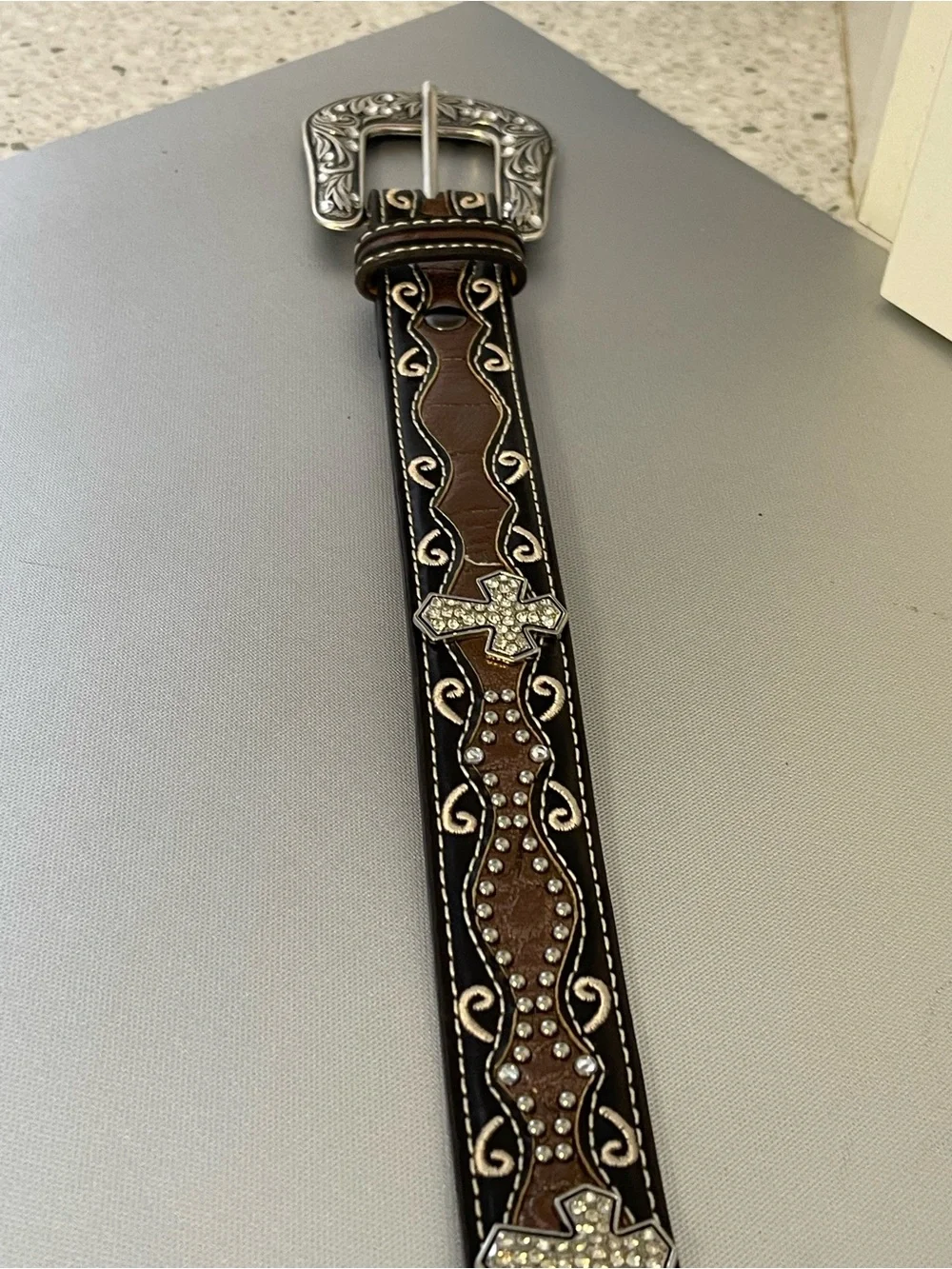 Ariat Girls Western Brown Rhinestone Studded Cross Inlay Belt A1302802 - 22